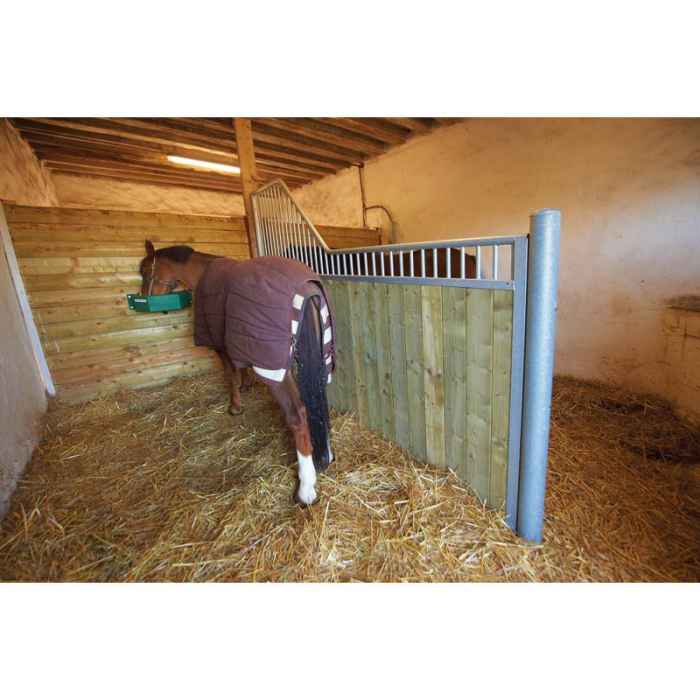 Stalle pour chevaux bois Pin du nord lg 3 m